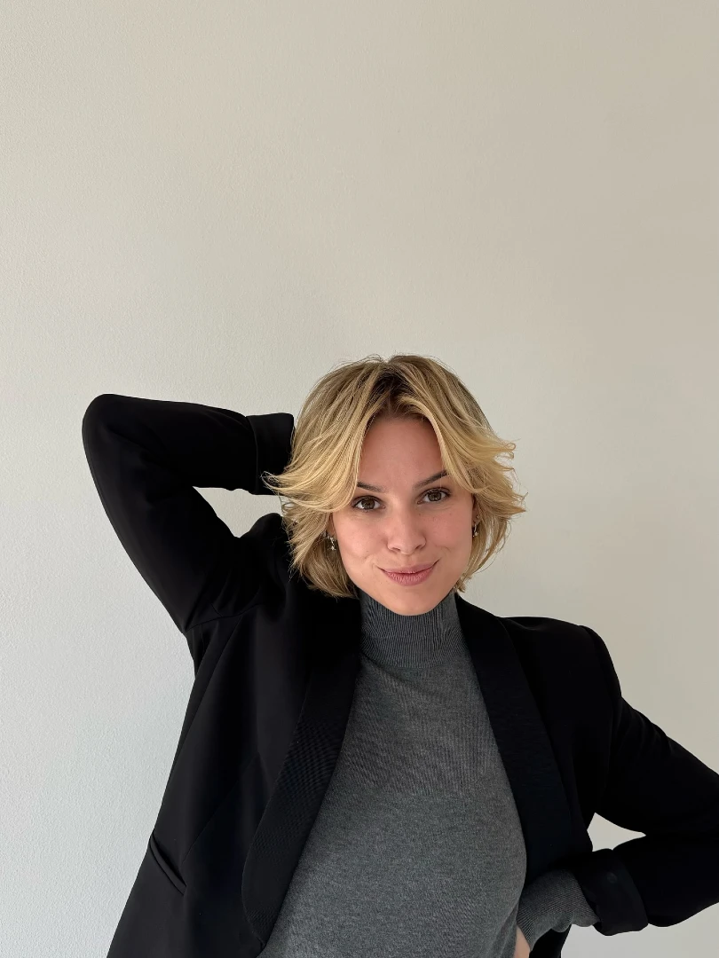 Blonde Feathered Short Bob