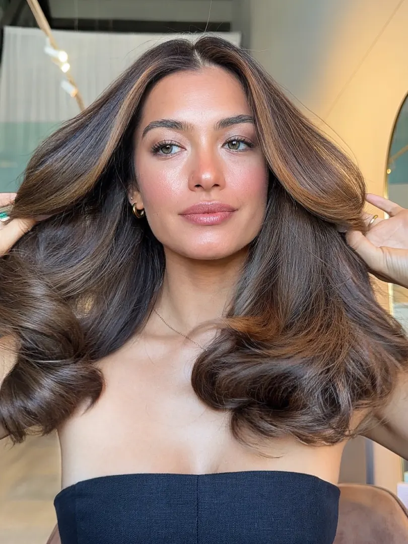 Dark Brown Blowout With Subtle Caramel Money Piece